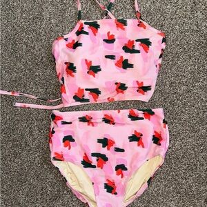 Albion Fit Smudge Switchback Top & High Waisted Bottoms